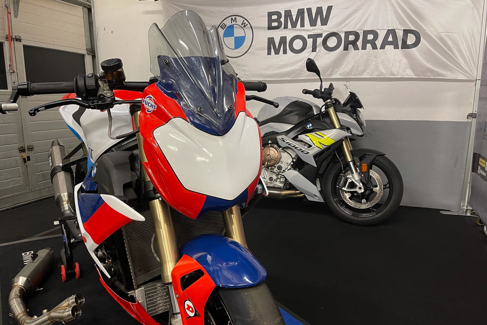 Troféu BMW S 1000 R vai animar as pistas em 2022! - Desporto - Andar de Moto