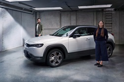 O novo Mazda MX-30 na visão de uma nova geração de designers - Design Kodo no primeiro modelo 100 por cento eléctrico da Mazda