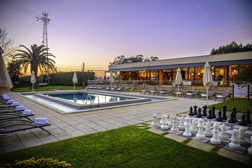 Novotel lança nova proposta para desfrutar do verão ao ar livre