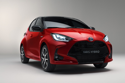 Toyota Yaris híbrido triunfa nos Prémios Global Mobi Awards - “Melhor Carro Híbrido”