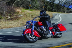 A Indian Motorcycle acaba de apresentar um novo modelo para 2016 - a Indian Springfield.