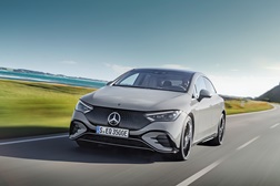 Novo EQE: continua o DNA Mercedes - Topo do luxo eletrónico automóvel