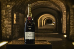 MOËT & CHANDON na Fórmula E como fornecedor oficial de champagne - Para celebrar momentos memoráveis