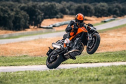 KTM 790 Duke – O bisturi austríaco