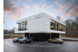 Estreia mundial: Audi cria centro urbano de carregamento rápido - Seis pontos de carregamento rápido com até 320 kW de potência
