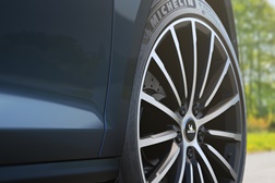Michelin iniciou comercialização do pneu Michelin e.Primacy - O pneu eco-responsável concebido para durar