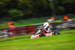 Lourenço Antunes entra bem no Campeonato de Portugal de Karting - Promissor piloto tem 6 anos e compete na categoria de iniciação