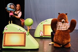 Teatro de Marionetas do Porto no TMJB com Para onde vão? - No teatro Municipal Joaquim Benite em Almada