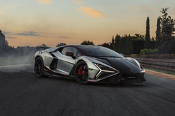 Super Veloce: um legado de exclusividade, emoção e performance - Linhagem Super Veloce deu forma à história da Lamborghini, do Miura SV ao Revuelto SV