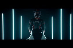 Segway Apex mostra o que sabe fazer num vídeo eletrizante