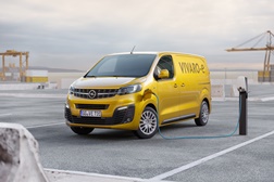 OPEL lança versão elétrica do comercial do Vívaro  - Vívaro-e chega em 2020