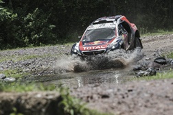 Team Peugeot-Total a dois dias do fim do Dakar 2015