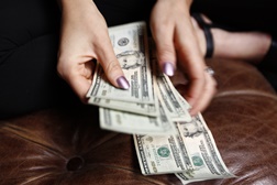 Odisseia estreia "Black Market Dispatches"