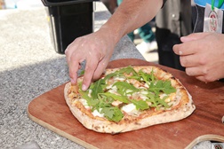 Lisboa comemora o Dia Mundial do Pizzaiolo com oferta de pizzas napolitanas