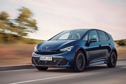 Bridgestone calça Cupra Born - Tecnologia ENLITEN