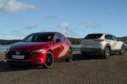 Gerações 2025 do Mazda3 e do CX-30 apostam em exclusivo no motor e-Skyactiv X - Com tecnologia Mazda SPCCI, para um melhor desempenho e experiência de condução