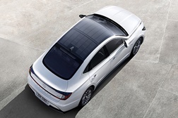 Hyundai Sonata Hybrid estreia teto solar na produção em série de automóveis - Disponível inicialmente apenas no mercado Coreano