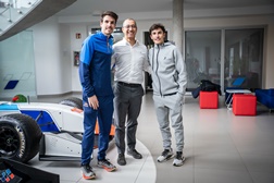 Português Emiliano Ventura e Irmãos Márquez renovam parceria no MotoGP