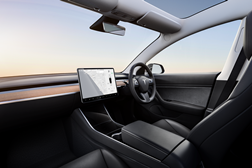Model 3 com volante à direita à venda em novos mercados - E revelou os preços dos Model 3 fabricados na China