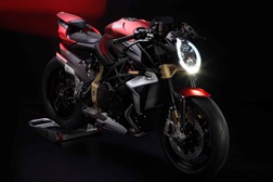 A família Sardarov garante financiamento para a MV Agusta
