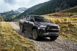 Nova Toyota Hilux GR Sport inspirada no estilo e performance dos ralis - Chegada a Portugal prevista para final de setembro de 2022