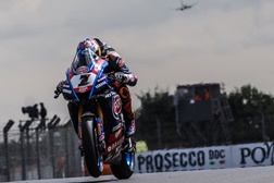 SSP, 2022, Donington Park - Razgatlioğlu no calor de Inglaterra - Primeiro treino para o Turco da Yamaha