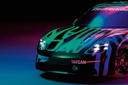 A Porsche lança detalhes da produção da Taycan Cross Turismo - E mostra mais umas fotografias... que partilhamos