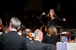 Joana Carneiro dirige "Des Knaben Wunderhorn" no TMJB - Almada