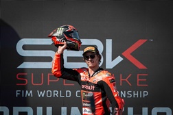 Nicolò Bulega vai correr nas duas últimas provas da temporada de MotoGP: Portugal e Valencia