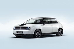Início de produção do “Honda e” anunciado no Salão Automóvel de Frankfurt - E vai ser o momento da apresentação europeia oficial