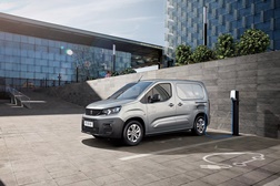 Abertas as encomendas para o novo e-Partner - A versão elétrica do furgão da Peugeot