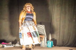 XVI Quinzena do Teatro Solidário de Vila de Rei terminou com monólogo cómico em São João do Peso