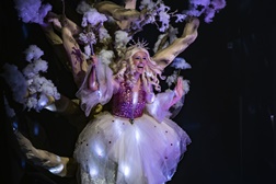 “O Feiticeiro de Oz no Gelo" - Espetáculo Digital no portal "Magia no Gelo" do MAR Shopping Matosinhos