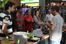 Chefs Miguel Rocha Vieira, Chakall, Filipa Gomes e Kiko convidam a sentar-se à mesa com eles no MAR Shopping Matosinhos