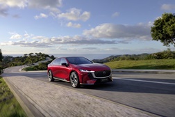 Novo Mazda6e - Chegada ao mercado nacional agendada para setembro
