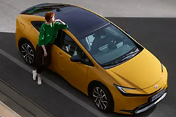 Toyota arranca com campanha de comunicação para a nova geração Prius Plug-in - Anuncia até 86 km elétricos e tejadilho solar que carrega até 8 Km por dia