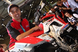 Hélder Rodrigues com a Honda em Milão