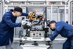Grupo PSA: Fábrica de Trémery na vanguarda da transição energética  - Produção de motores elétricos