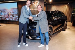 A CUPRA entrega a chave do 1000º automóvel vendido em Portugal  - Foi na CUPRA City Garage Lisboa 
