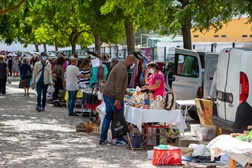Moita recebe Feira “Abra a Bagageira”