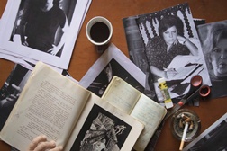 "A Mulher que Morreu de Pé" ensaio visual sobre Natália Correia estreia nas salas a 11 de setembro - Documentário premiado realizado por Rosa Coutinho Cabral
