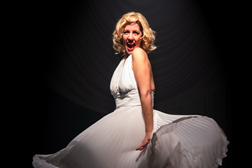 “Marilyn, por trás do espelho” estreia nacional a 14 de Novembro - Monólogo sobre Marilyn Monroe estreia no Teatro da Trindade