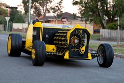 Carro Lego à escala real atinge 30 km/h