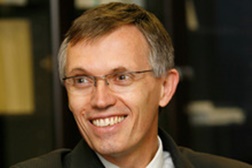 Nomeação de Carlos Tavares como Director da PSA Peugeot Citroën  para suceder a Philippe Varin em 2014
