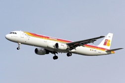 Pilotos da Iberia reduzem salário para salvar companhia