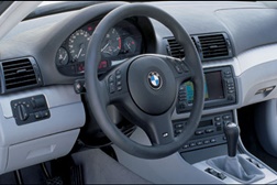 BMW recolhe 220 mil automóveis com airbags defeituosos