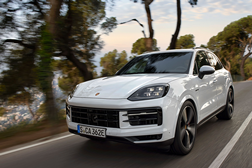 Porsche apresenta a terceira variante e-Hybrid do novo Cayenne - Cayenne S E-Hybrid com 382 kW (519 CV) e 750 Nm de binário