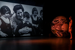 A “Revolução que Me Ensinaram” de Joana Cotrim - Sala de Teatro do Clube Estefânia até 22 de Setembro 