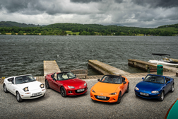 Quarteto de Mazda MX-5 faz 1600 km usando apenas biocombustíveis  - Pioneiros em viagem de mais de 1.600 quilómetros de sul a norte da Grã-Bretanha 