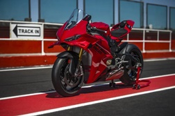 Ducati reforça Panigale V4 para 2027 com mais potência e eletrónica inspirada no MotoGP